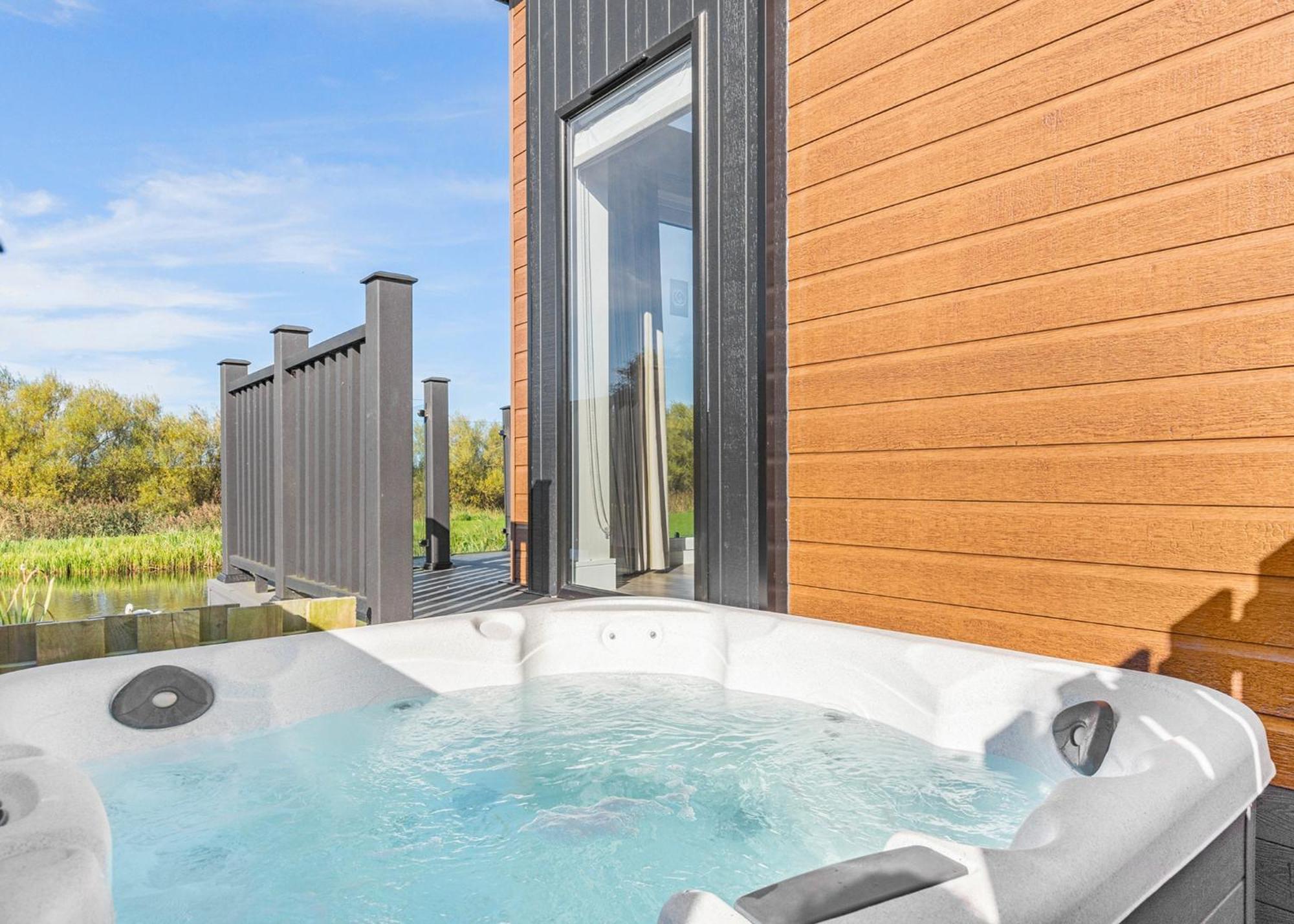 Waterside Hambleton Lakeside Lodges Poulton-le-Fylde Exterior foto